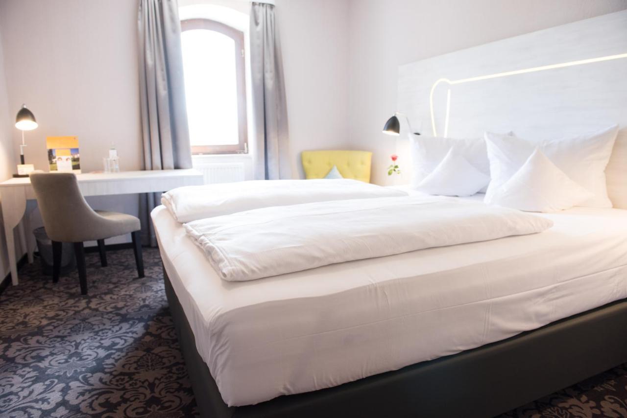 קירכיימבולנדן Parkhotel Schillerhain מראה חיצוני תמונה