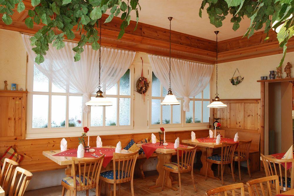 קירכיימבולנדן Parkhotel Schillerhain מראה חיצוני תמונה