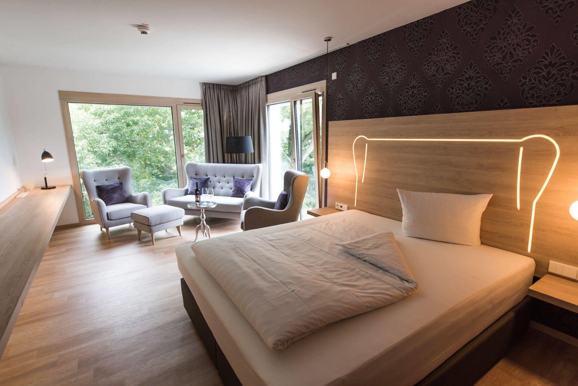 קירכיימבולנדן Parkhotel Schillerhain מראה חיצוני תמונה